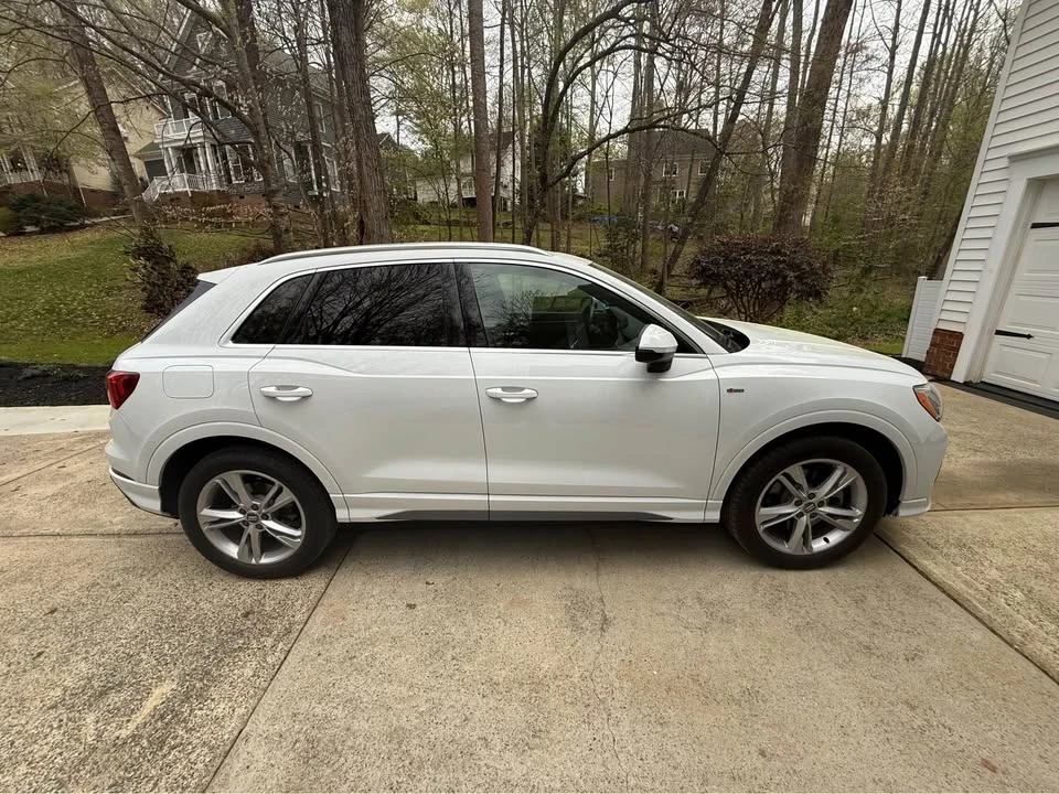 2021 Audi F3 Q3 - Image 2 of 9