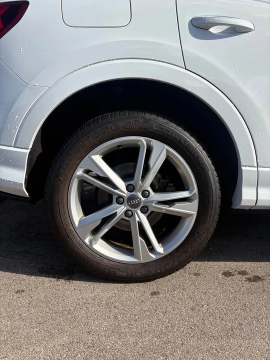 2021 Audi F3 Q3 - Image 7 of 8