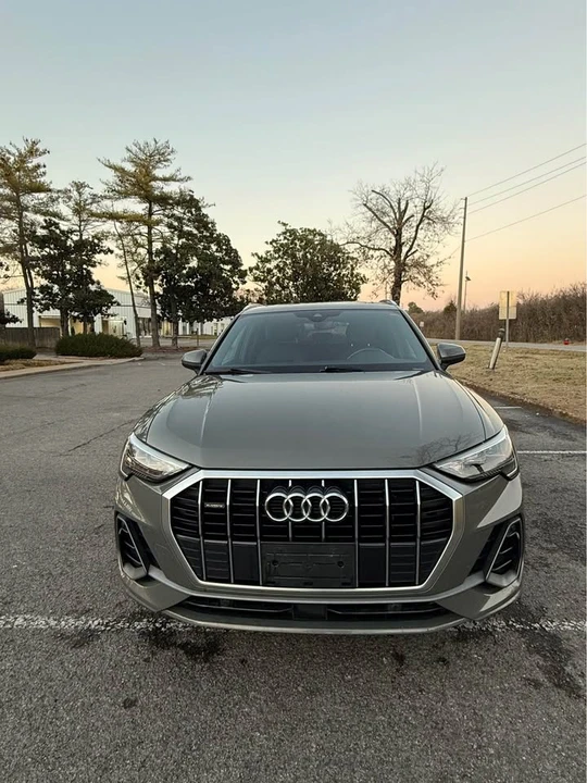 2021 Audi F3 Q3 - Image 2 of 10