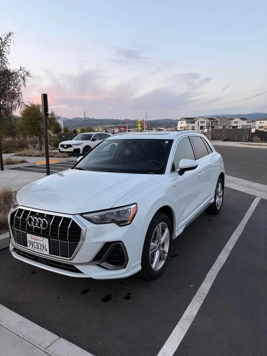 2021 Audi F3 Q3 - Image 2 of 13