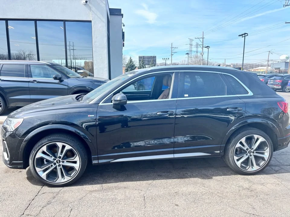 2021 Audi F3 Q3 - Image 3 of 13
