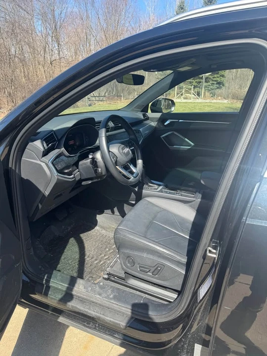 2021 Audi F3 Q3 - Image 4 of 6