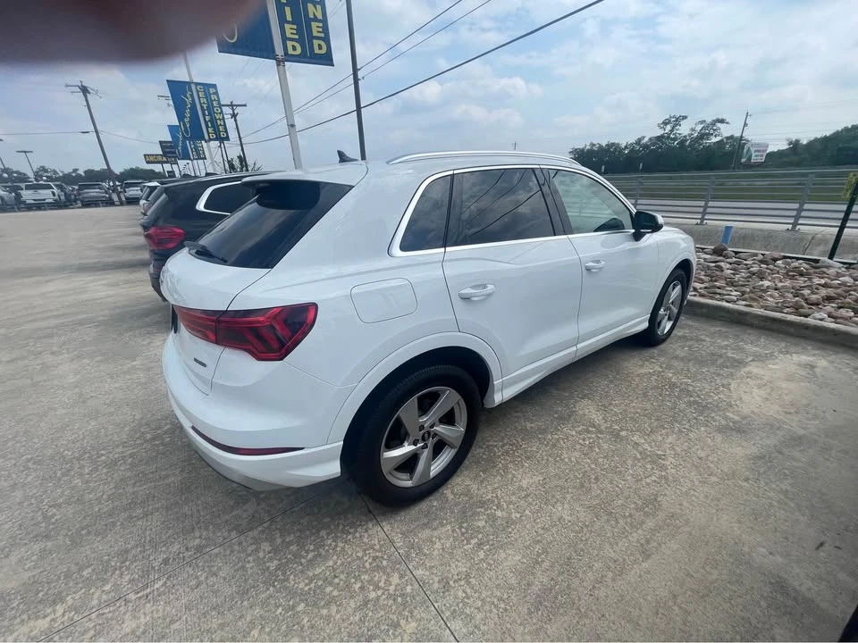 2021 Audi F3 Q3 - Image 4 of 8