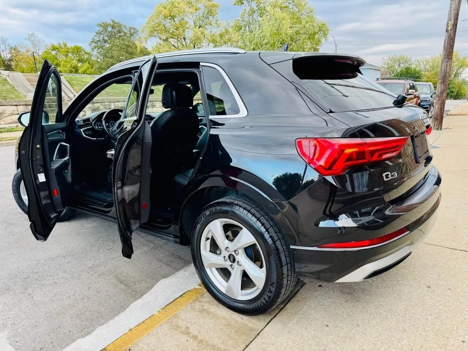 2021 Audi F3 Q3 - Image 3 of 14