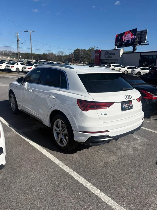2021 Audi F3 Q3 - Image 3 of 5