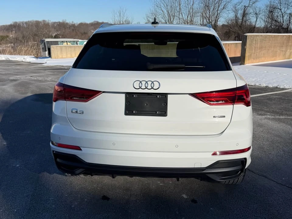 2021 Audi F3 Q3 - Image 4 of 10