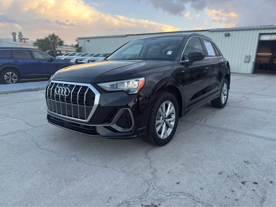 2021 Audi F3 Q3 - Image 2 of 15