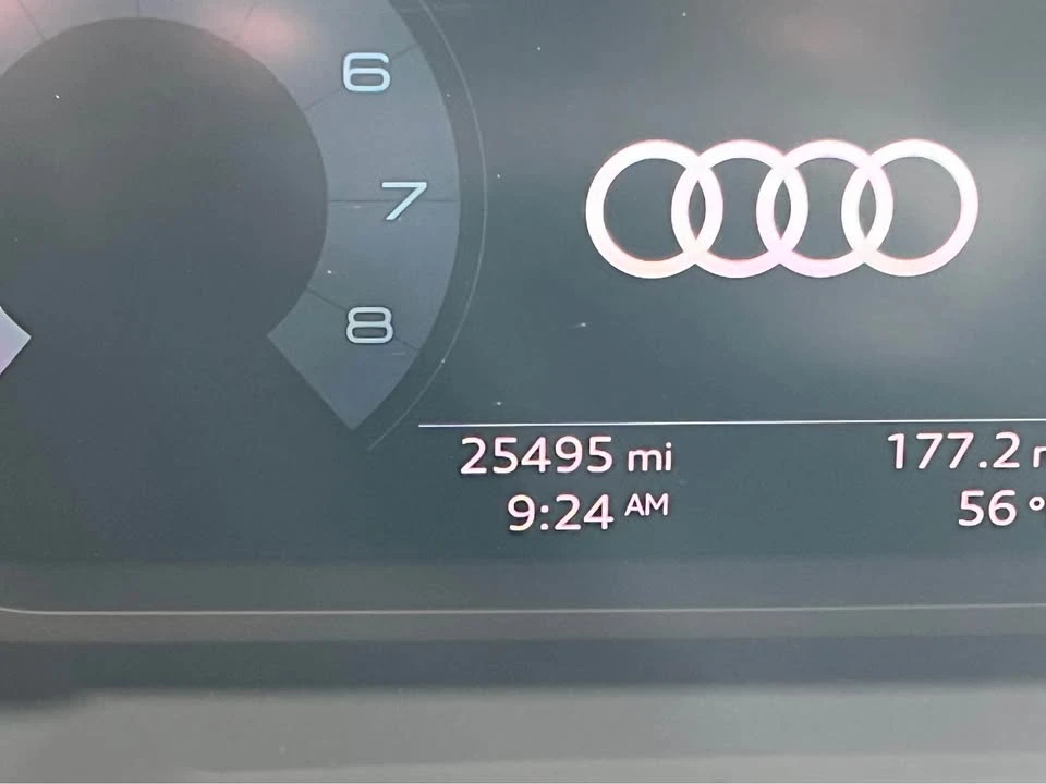 2021 Audi F3 Q3 - Image 2 of 11