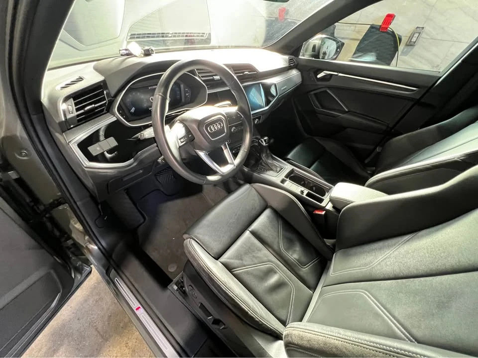 2021 Audi F3 Q3 - Image 3 of 11