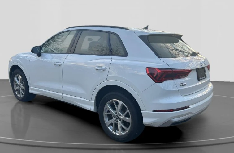 2021 Audi F3 Q3 - Image 5 of 6