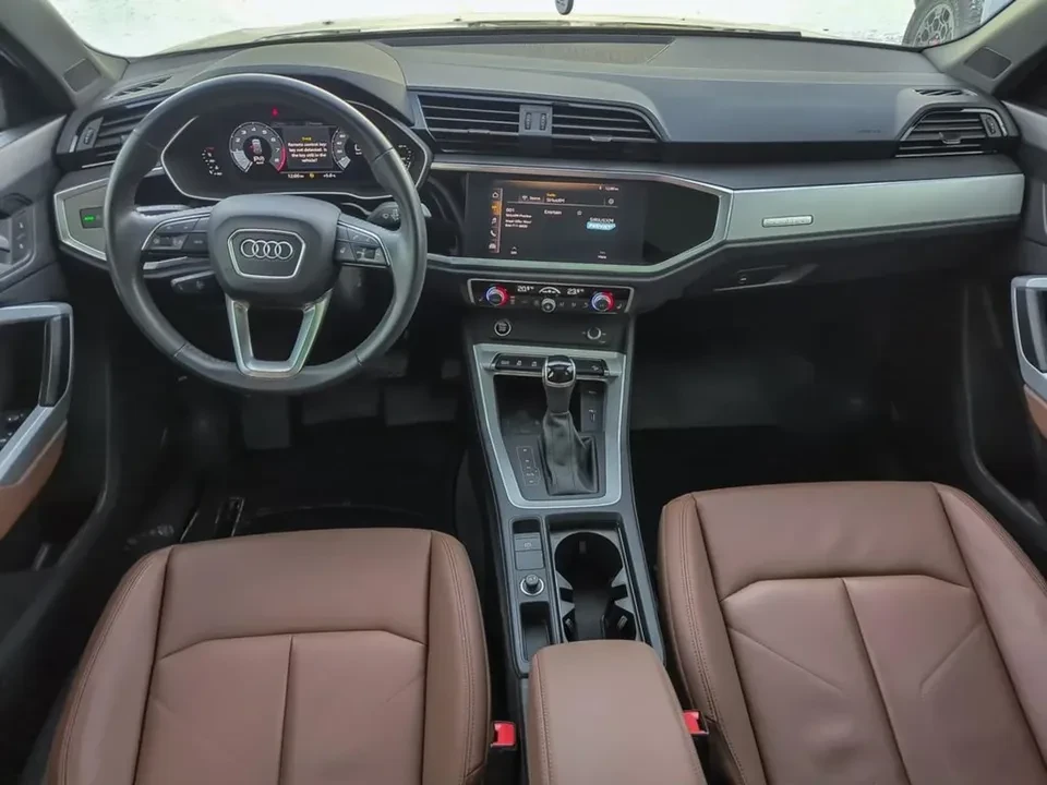 2021 Audi F3 Q3 - Image 7 of 17