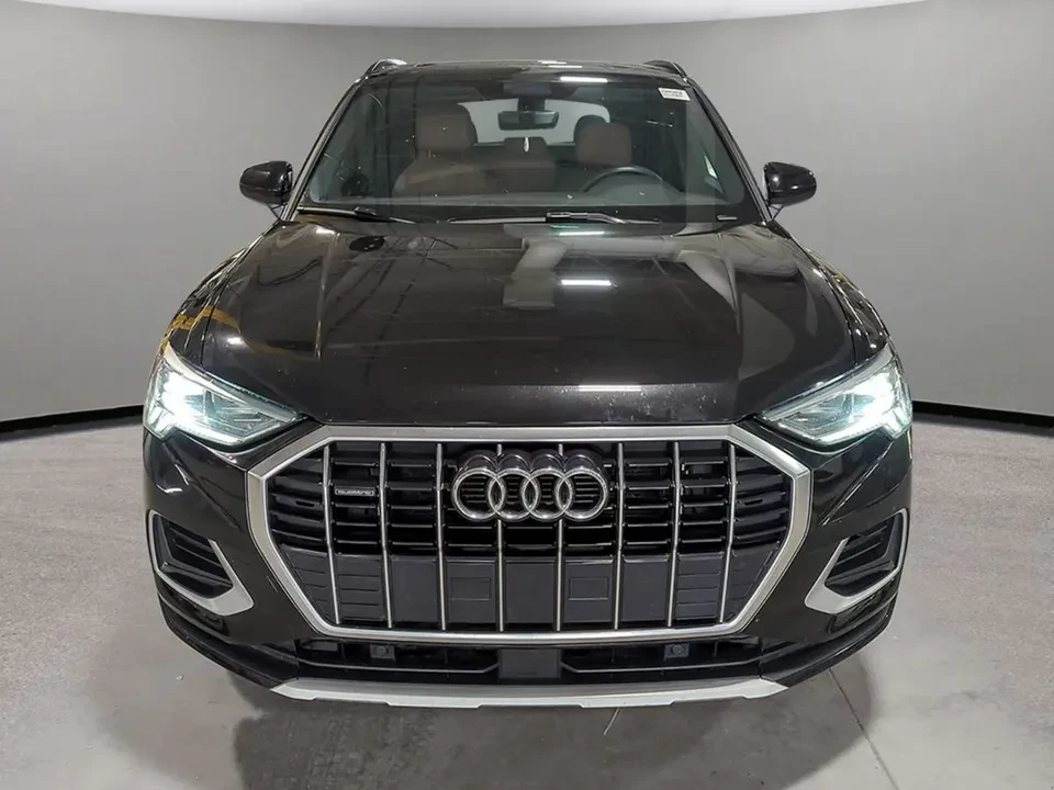 2021 Audi F3 Q3 - Image 2 of 17