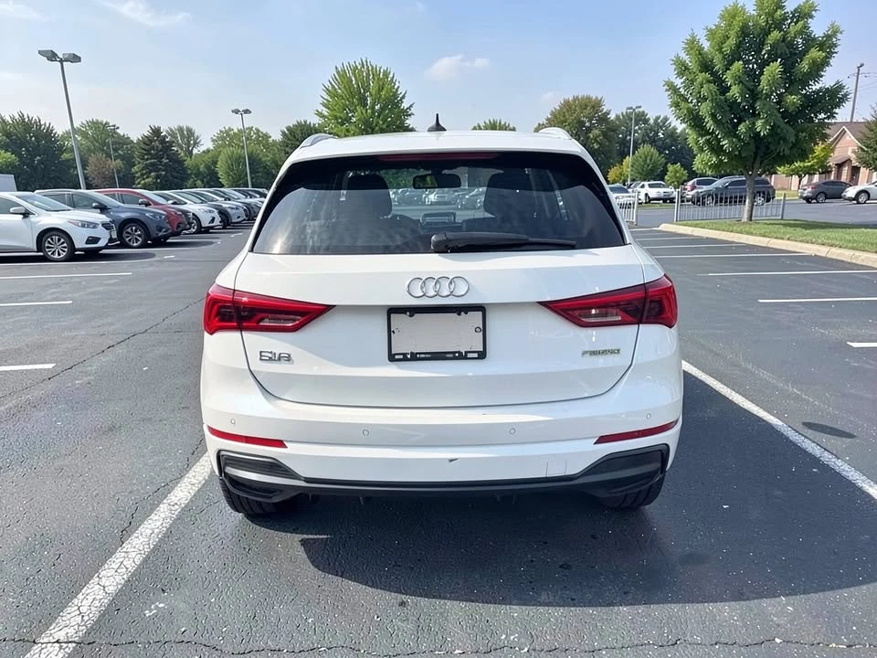 2021 Audi F3 Q3 - Image 3 of 12
