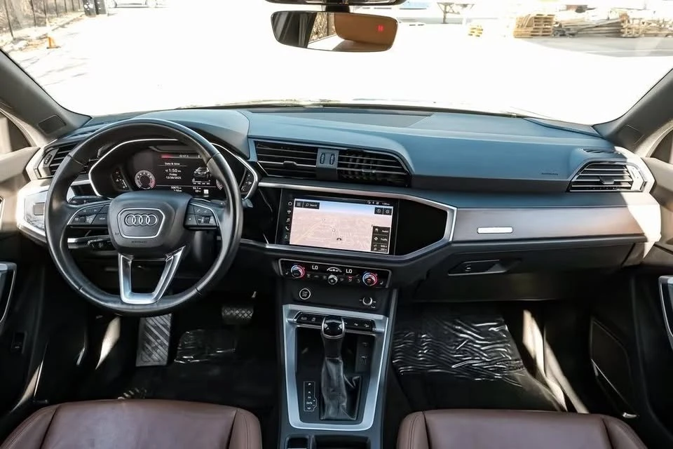 2021 Audi F3 Q3 - Image 4 of 4