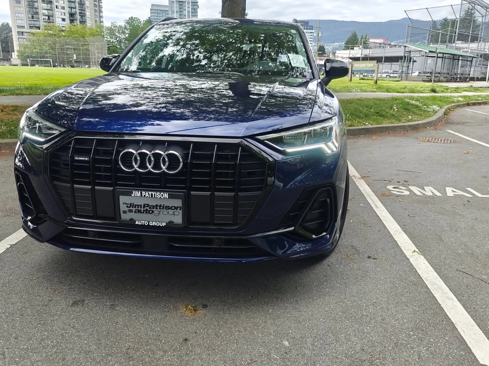 2021 Audi F3 Q3 - Image 2 of 13