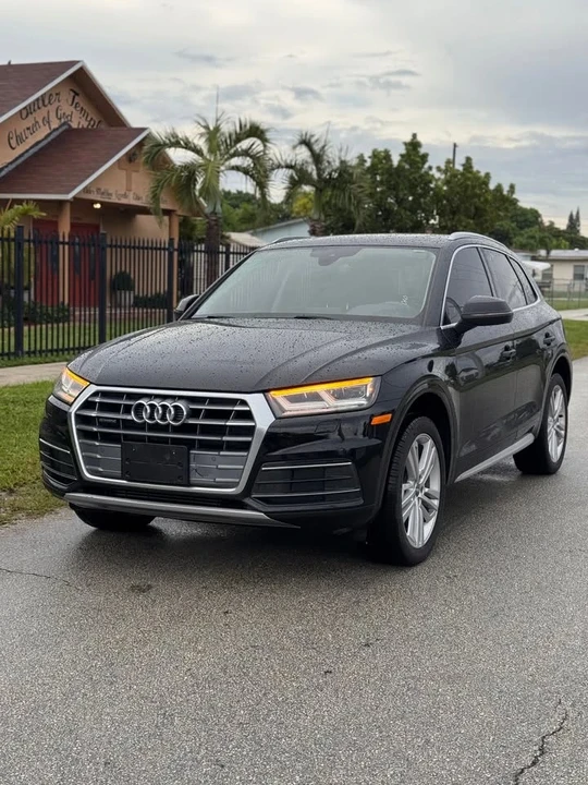 2021 Audi FY Q5 - Image 2 of 11