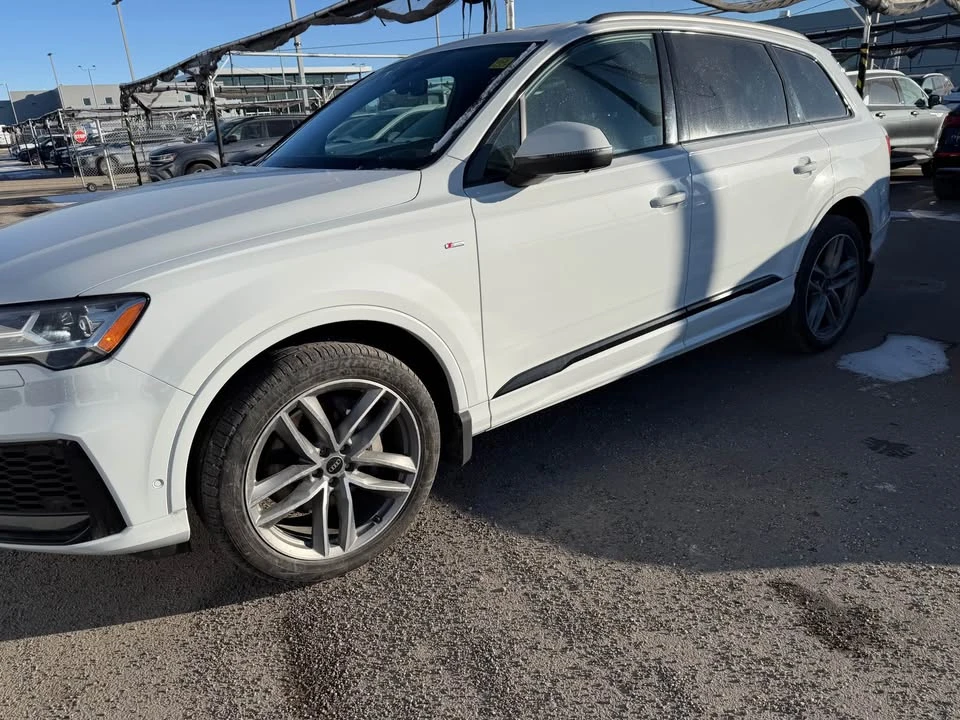 2021 Audi 4M Q7 - Image 2 of 17