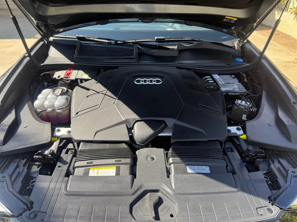 2021 Audi Q8 - Image 8 of 10