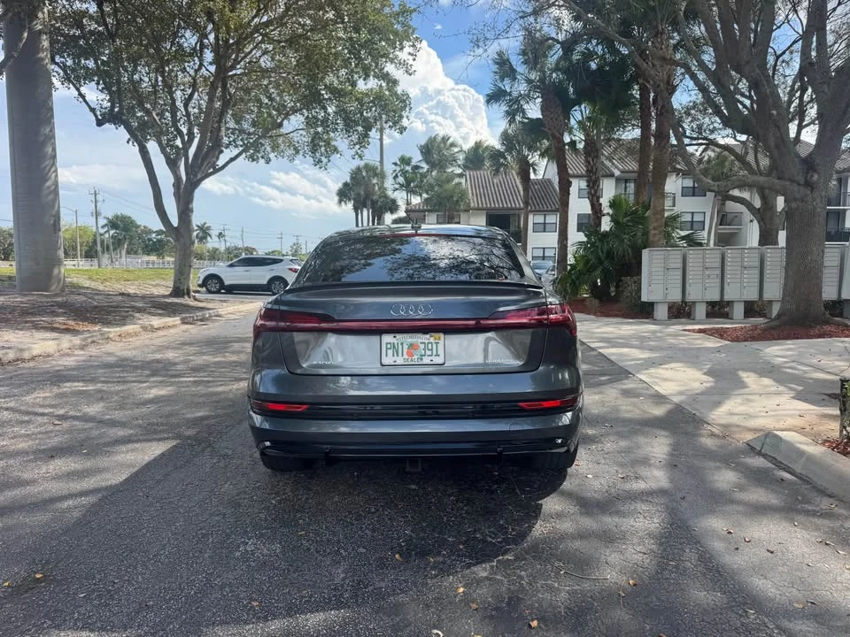 2021 Audi e-tron - Image 3 of 10