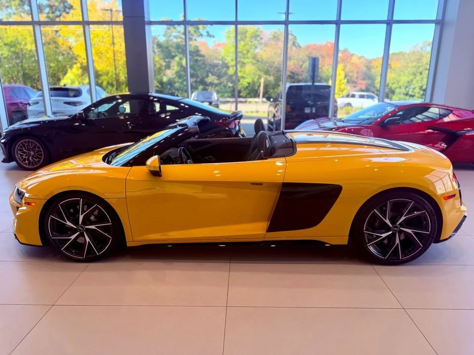 2021 Audi 4S R8 - Image 2 of 18