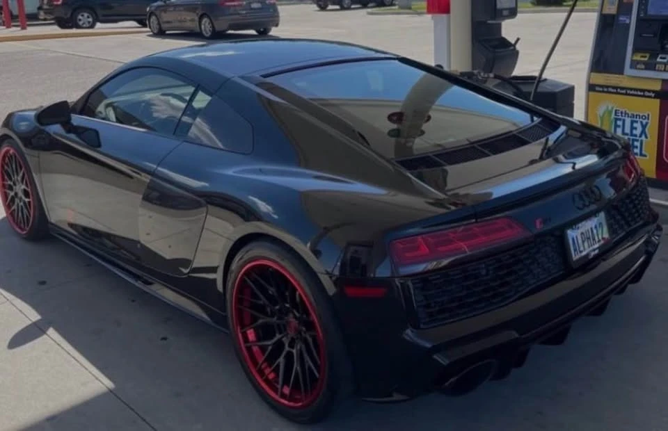 2021 Audi 4S R8 - Image 5 of 9