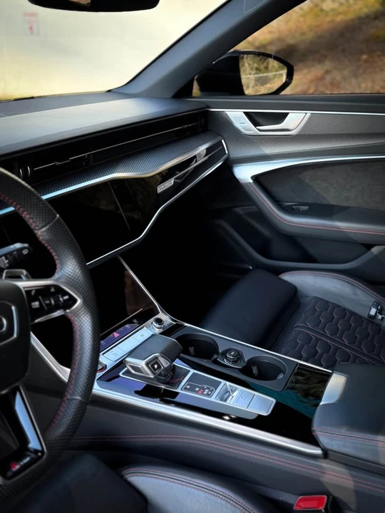 2021 Audi C8 RS6 - Image 6 of 7