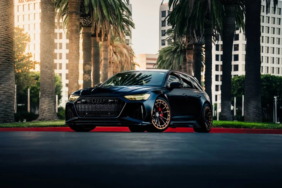 2021 Audi C8 RS6 - Image 8 of 12