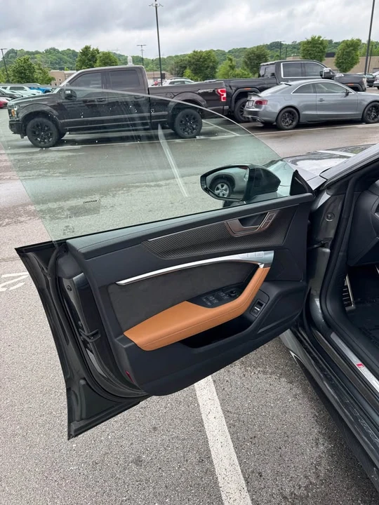 2021 Audi C8 RS7 - Image 9 of 10