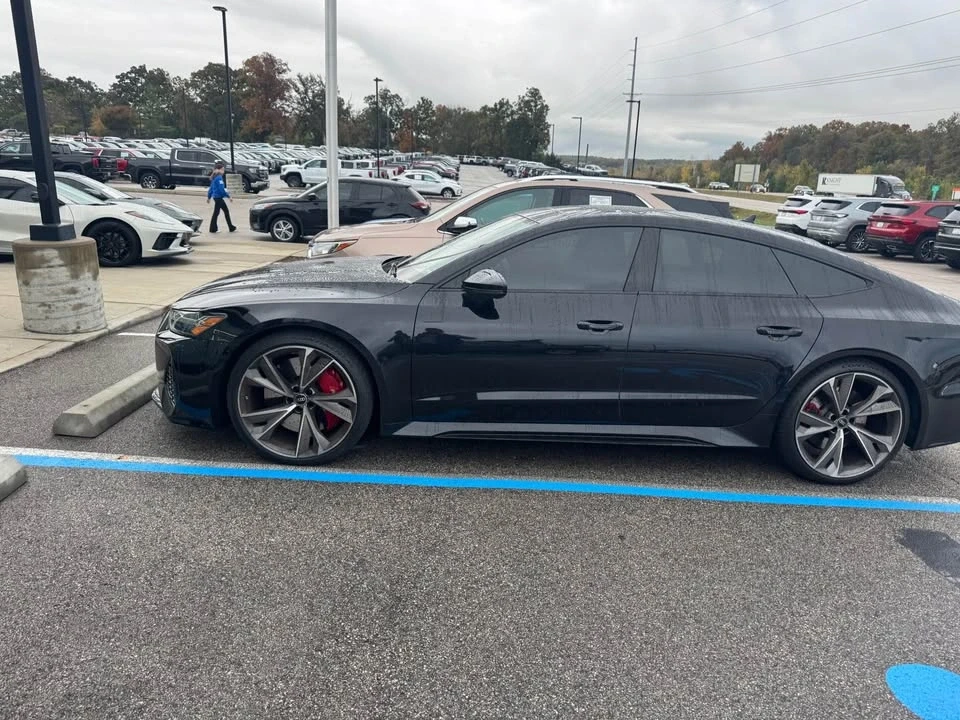 2021 Audi C8 RS7 - Image 2 of 2