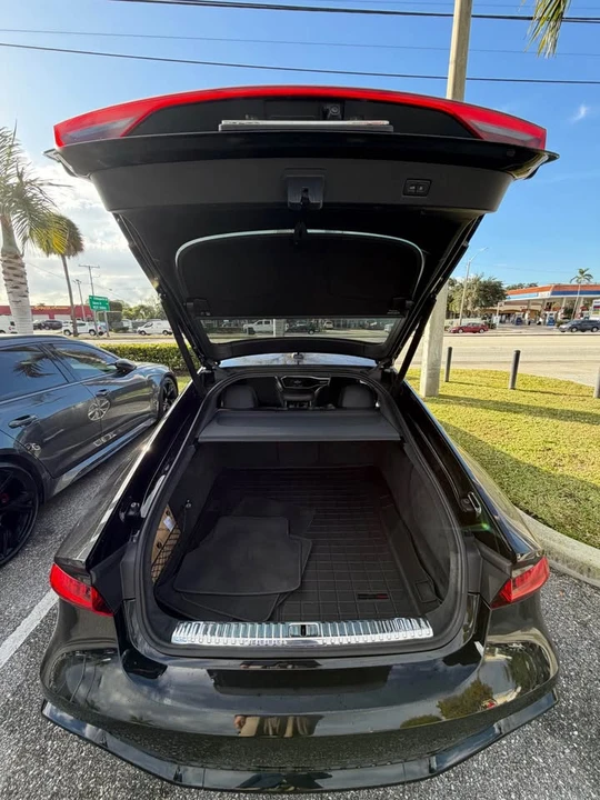 2021 Audi C8 RS7 - Image 8 of 9