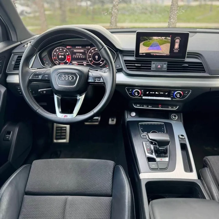 2021 Audi FY SQ5 - Image 8 of 9