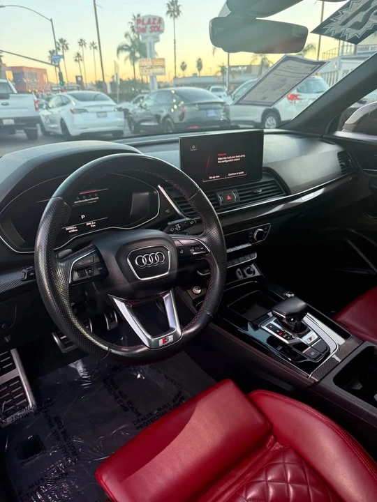 2021 Audi FY SQ5 - Image 8 of 10