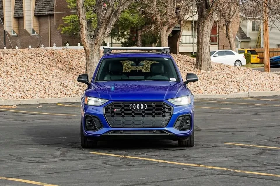 2021 Audi FY SQ5 - Image 2 of 14