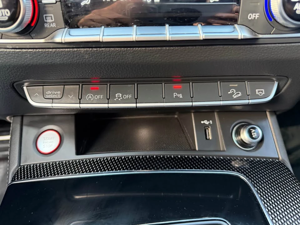 2021 Audi FY SQ5 - Image 10 of 17