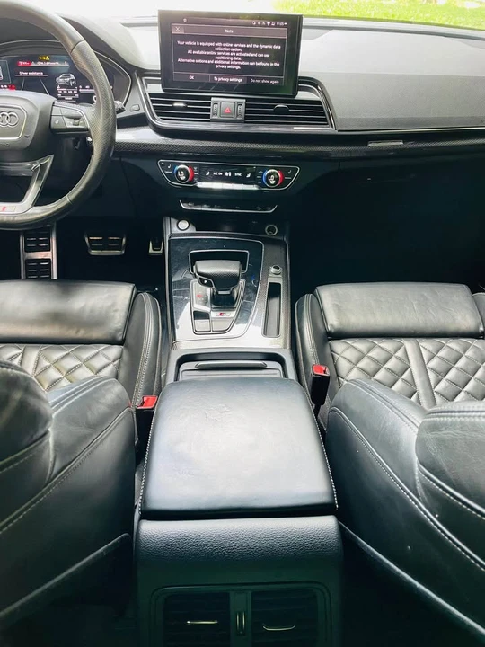2021 Audi FY SQ5 - Image 8 of 16