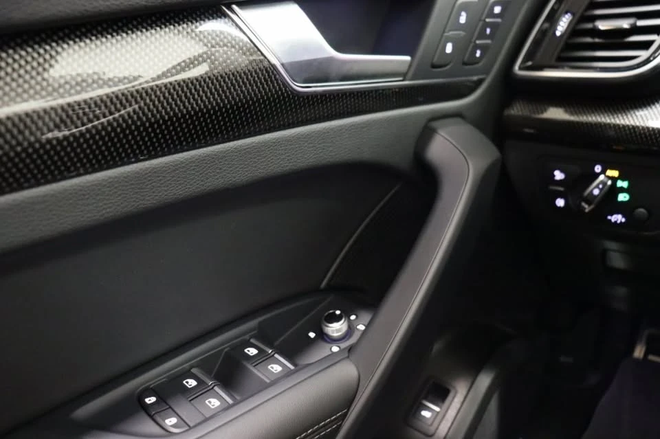 2021 Audi FY SQ5 - Image 9 of 17