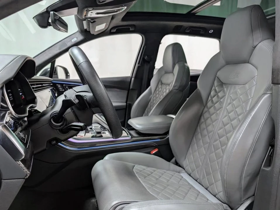 2021 Audi SQ7 - Image 13 of 20
