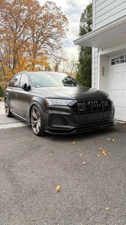 2021 Audi SQ7 - Image 2 of 12