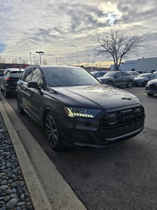 2021 Audi SQ7 - Image 2 of 16