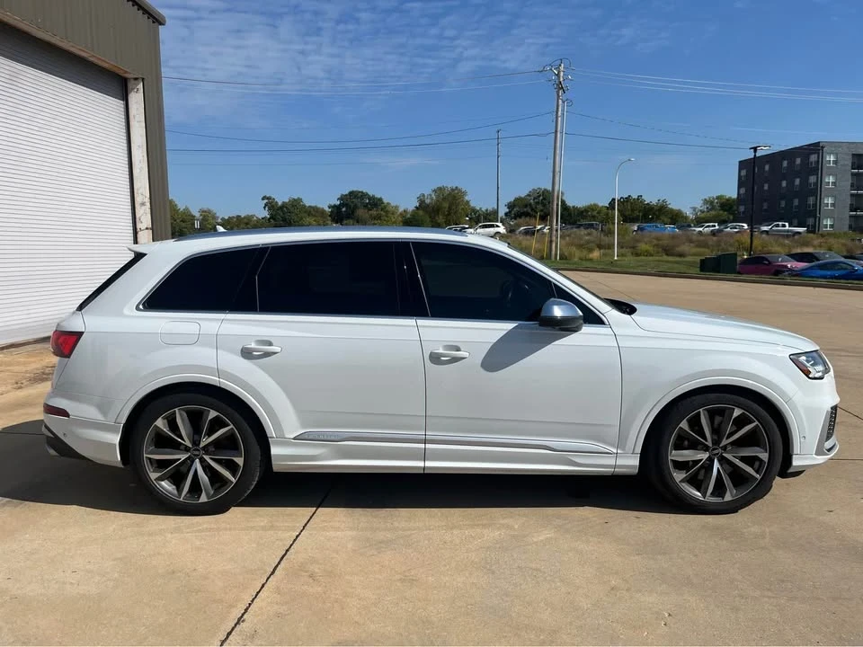 2021 Audi SQ7 - Image 3 of 15