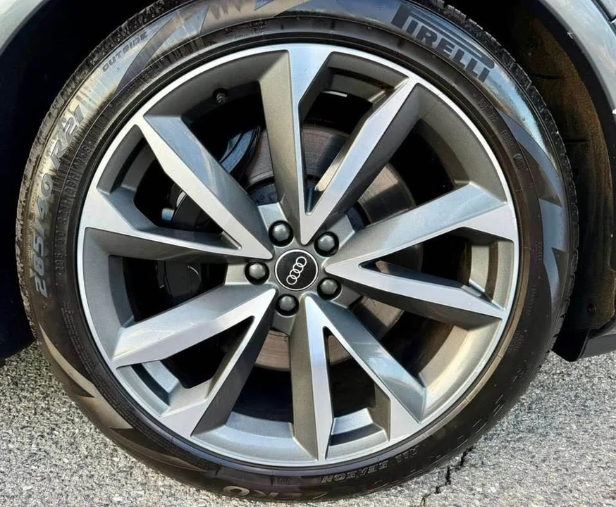 2021 Audi SQ7 - Image 12 of 12