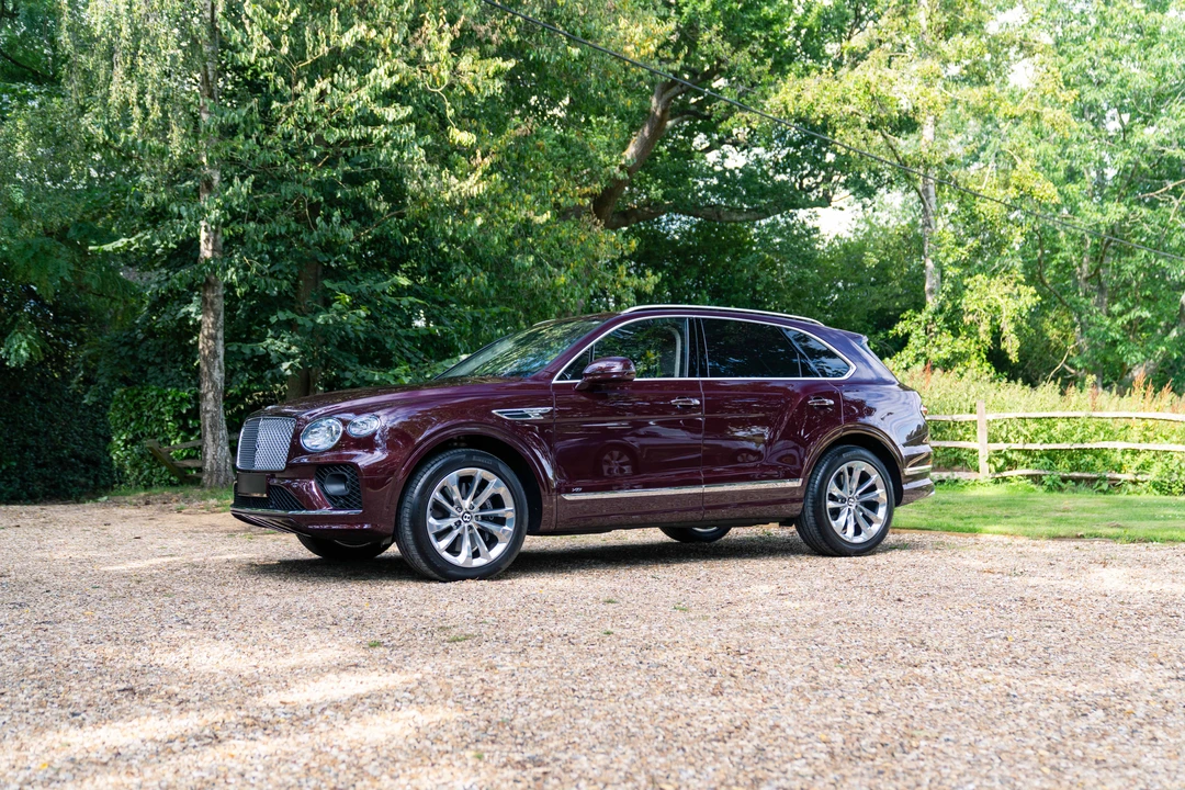 2021 Bentley Bentayga - Image 12 of 31