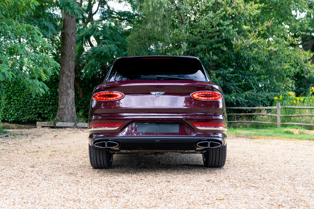 2021 Bentley Bentayga - Image 15 of 31
