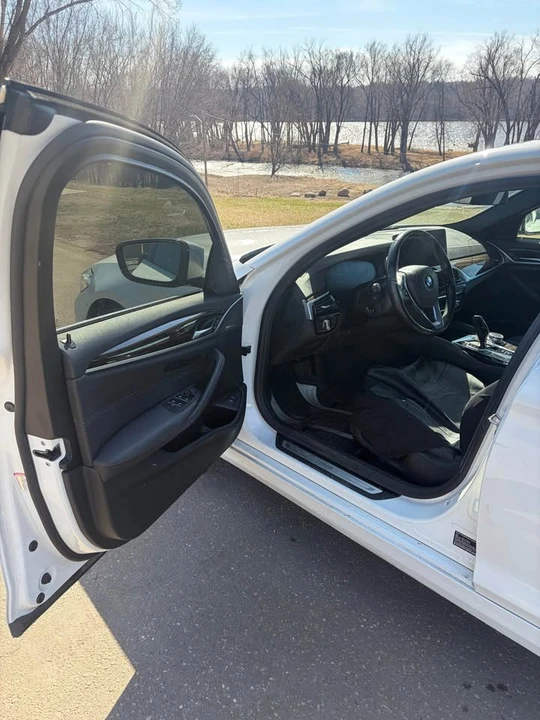 2021 BMW G30 5 Series Sedan - Image 6 of 7