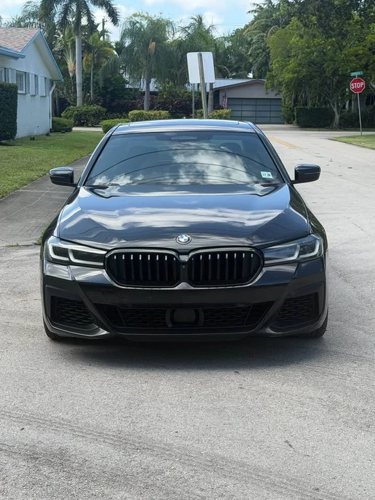 2021 BMW G30 M550i & M550d Sedan - Image 2 of 10