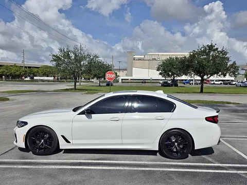 2021 BMW 530i Sedan