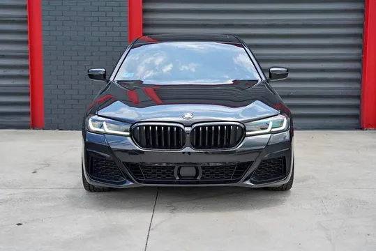 2021 BMW 5 Series M550i xDrive Sedan