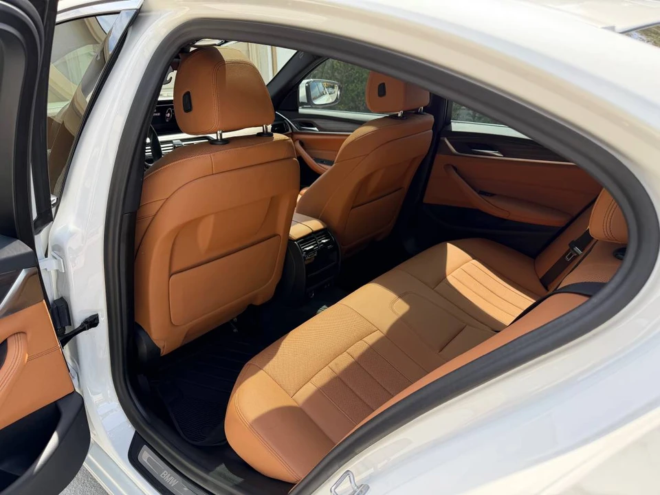 2021 BMW G30 5 Series Sedan - Image 14 of 16