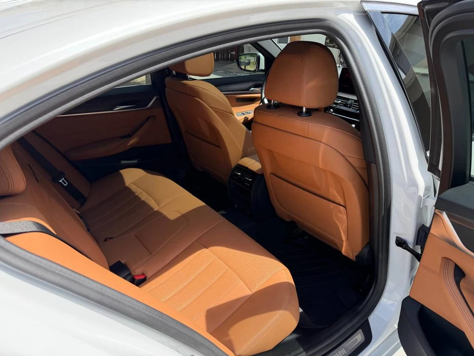 2021 BMW G30 5 Series Sedan - Image 13 of 16