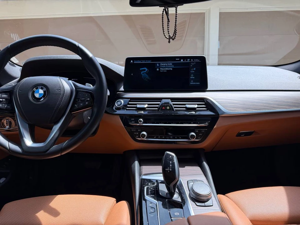 2021 BMW G30 5 Series Sedan - Image 11 of 16